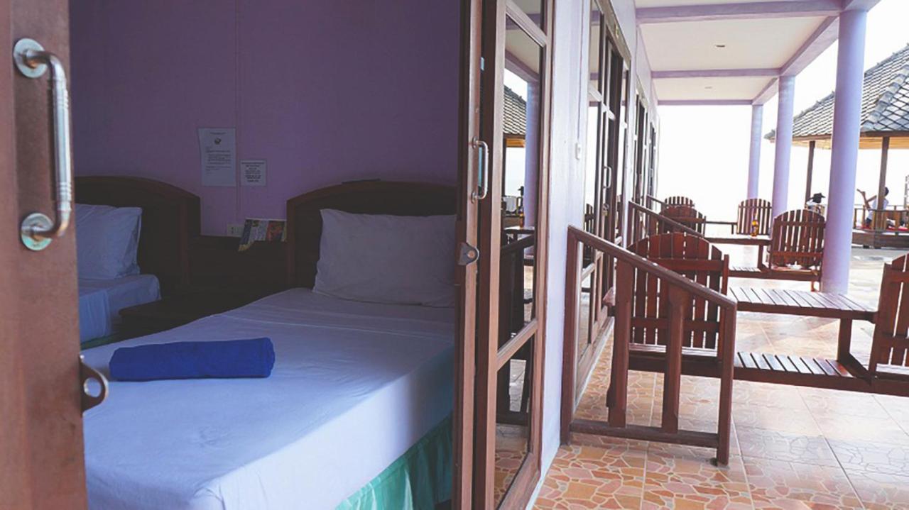 Siraya Beachfront Resort Ко Панган Стая снимка